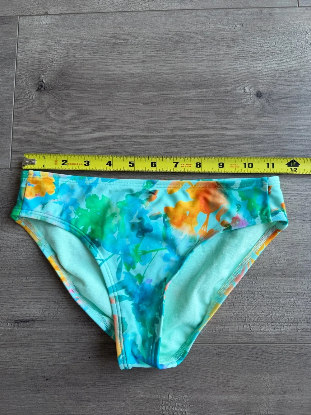 Athleta Girl Lumen Floral Bikini top and bottom - size medium (8-10)